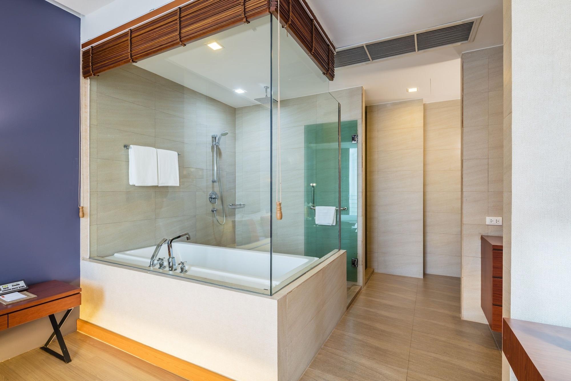 Hotel Solo, Sukhumvit 2, Bangkok - Sha Extra Plus Exteriér fotografie