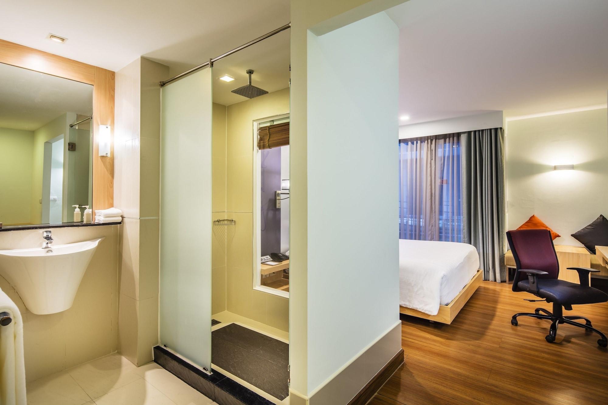 Hotel Solo, Sukhumvit 2, Bangkok - Sha Extra Plus Exteriér fotografie