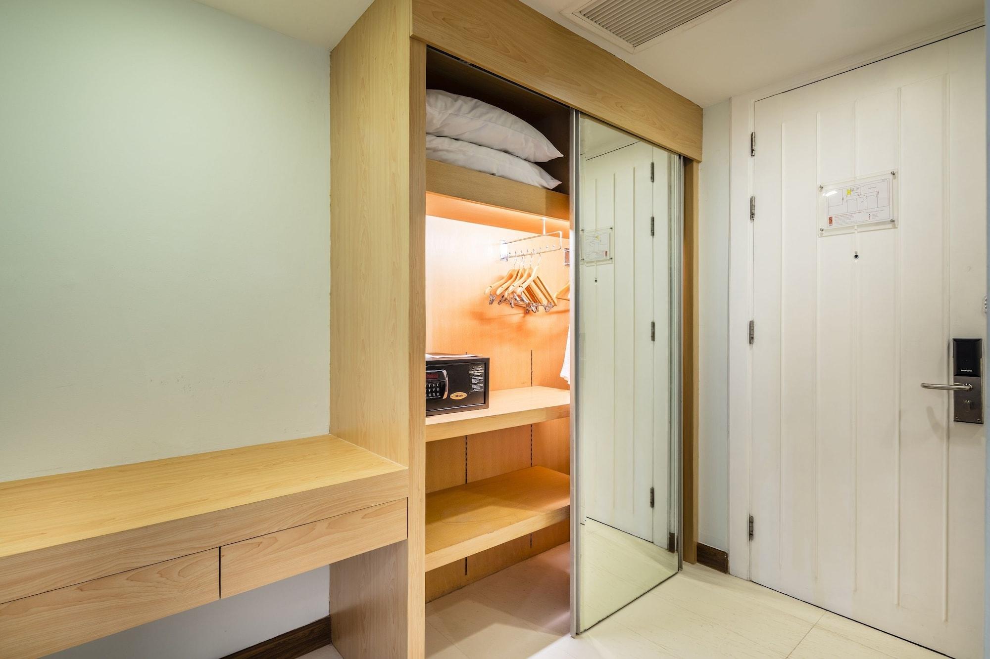 Hotel Solo, Sukhumvit 2, Bangkok - Sha Extra Plus Exteriér fotografie