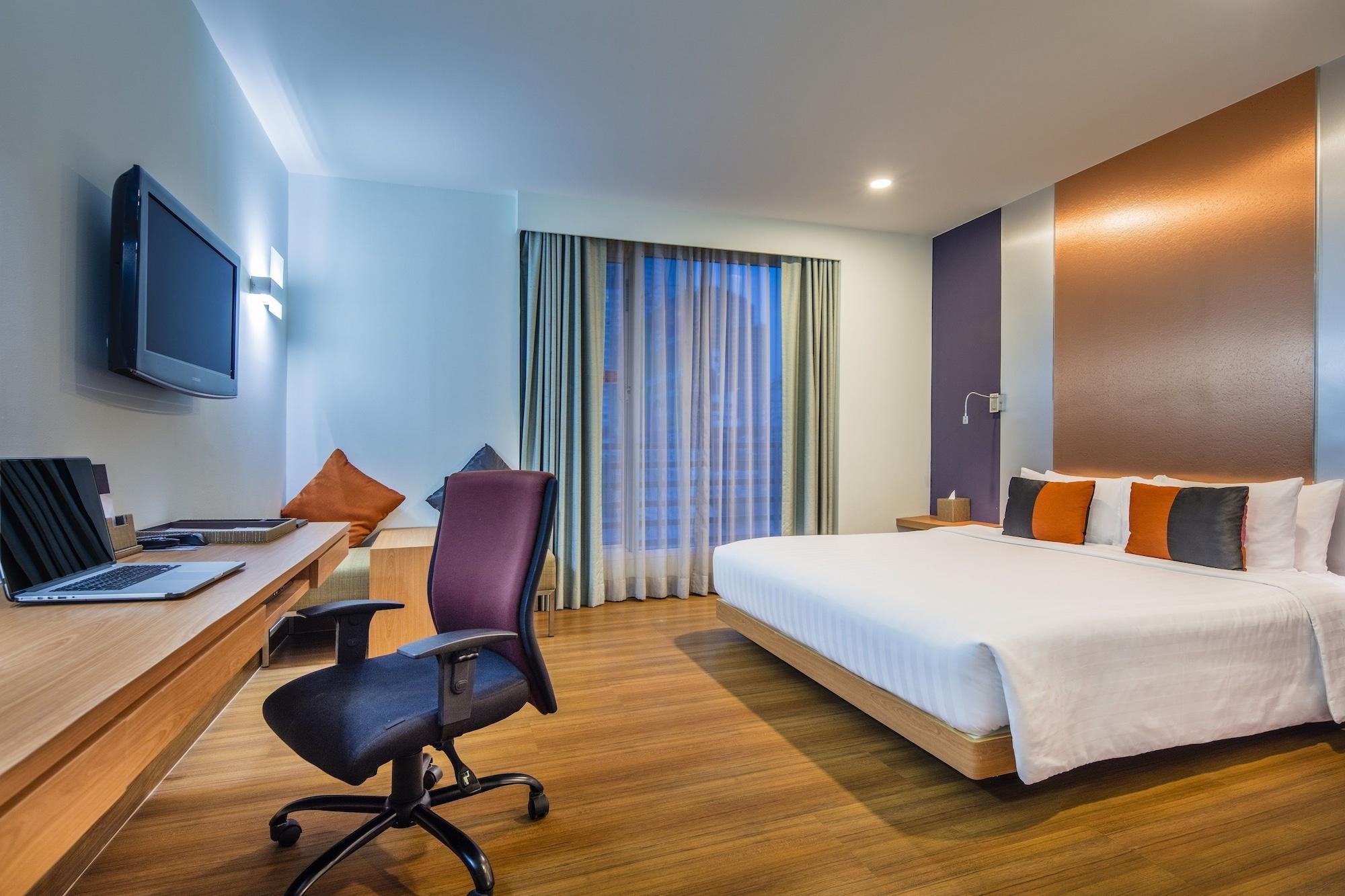 Hotel Solo, Sukhumvit 2, Bangkok - Sha Extra Plus Exteriér fotografie