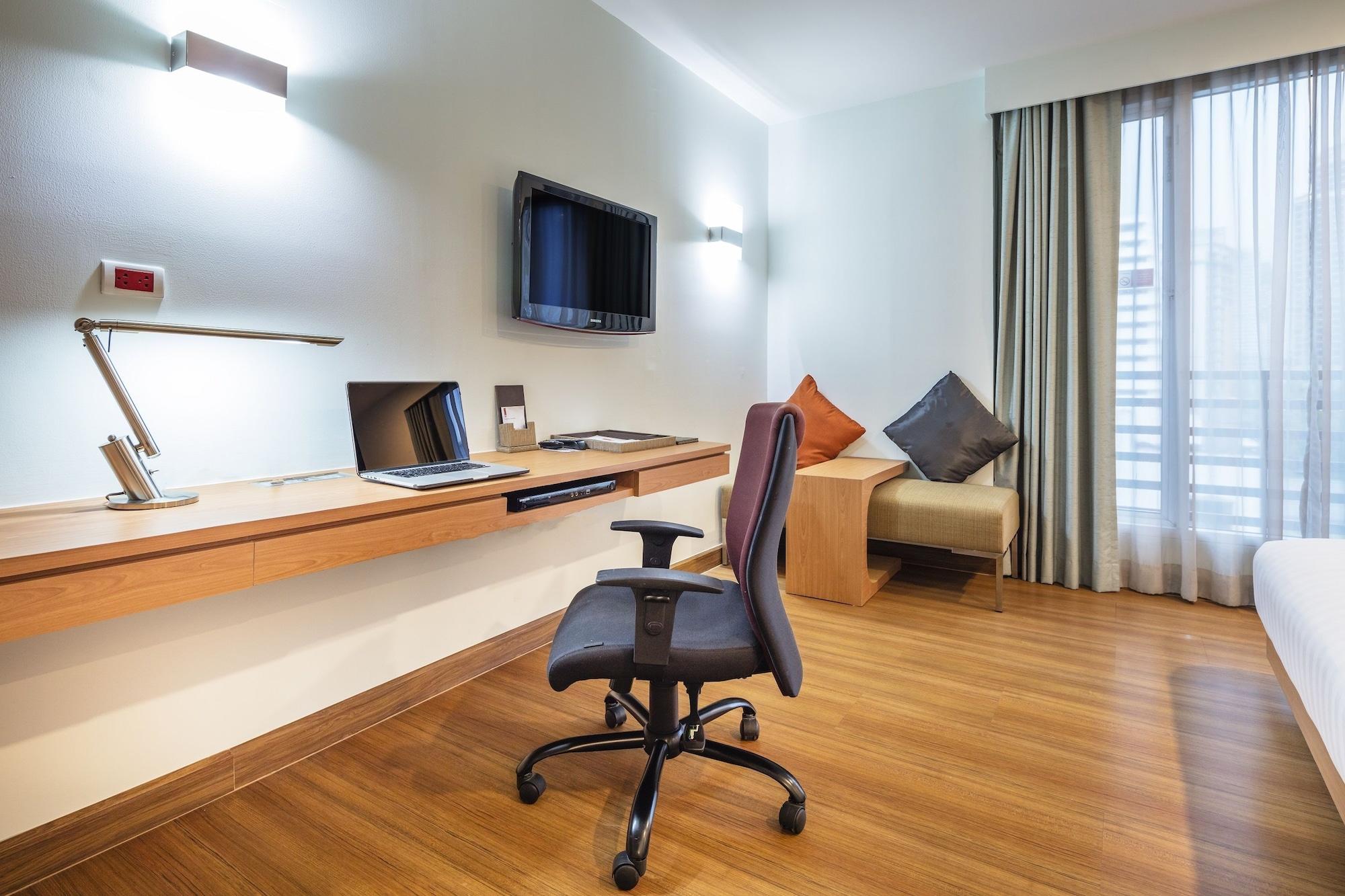 Hotel Solo, Sukhumvit 2, Bangkok - Sha Extra Plus Exteriér fotografie